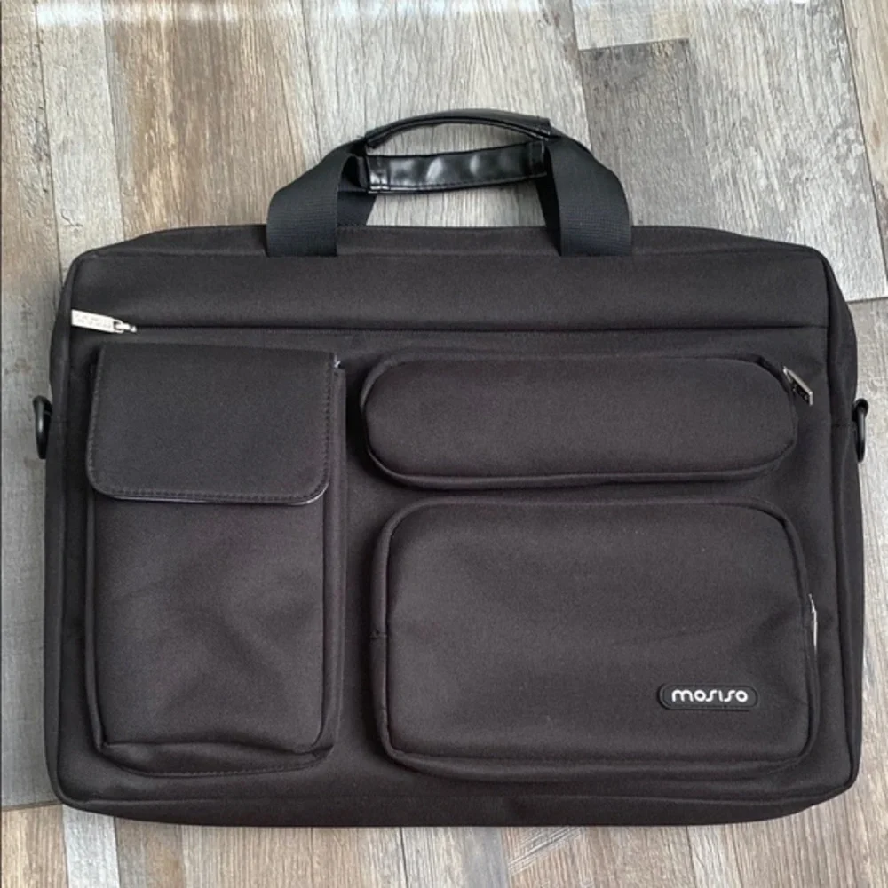 Black Laptop Bag with Durable Material and Professional Design
